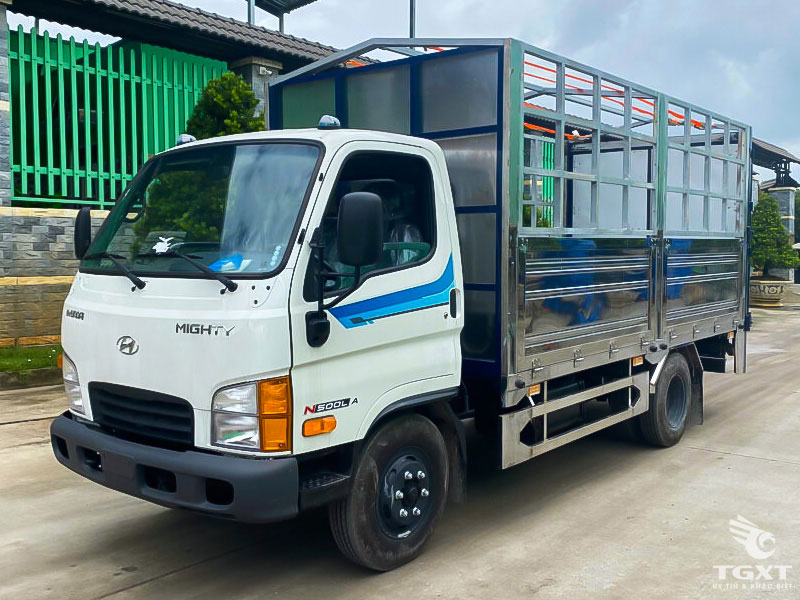 xe-tai-hyundai-mighty-n500l-a-2t1-thung-mui-bat-5